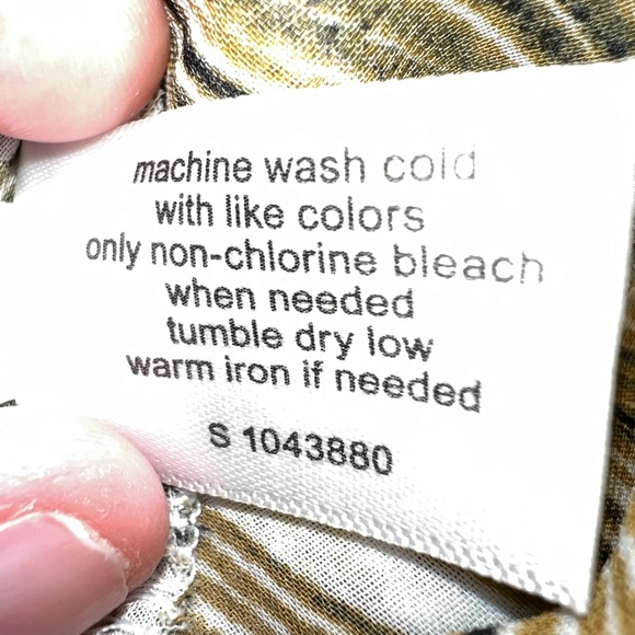 Lane Bryant Modern Swing Double-Layer Chiffon Style Tank - Picture 10 of 13